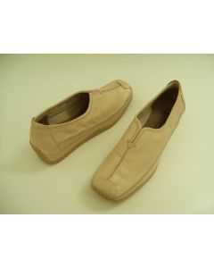 NETTUNO LADIES LEATHER SHOES ACUPRESSURE ORTHOPEDIC CASUAL REFLEXOLOGY SIZE 7.5 BEIGE